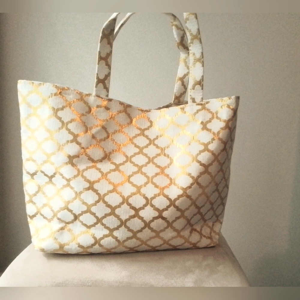 Gold and white tote NWOT handmade